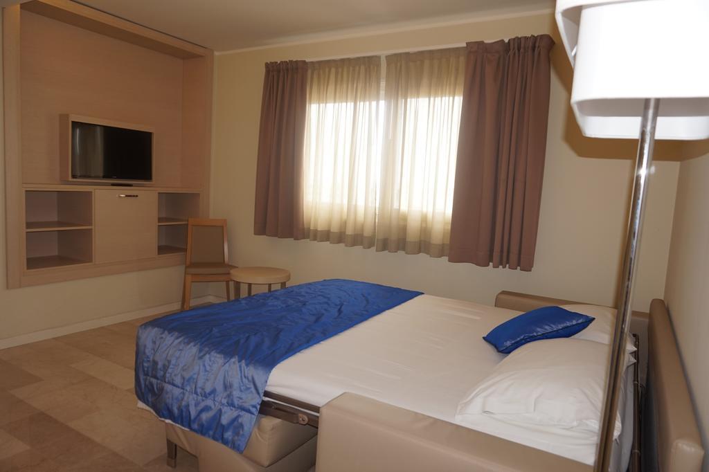 Hotel Columbus Lignano Sabbiadoro Eksteriør bilde